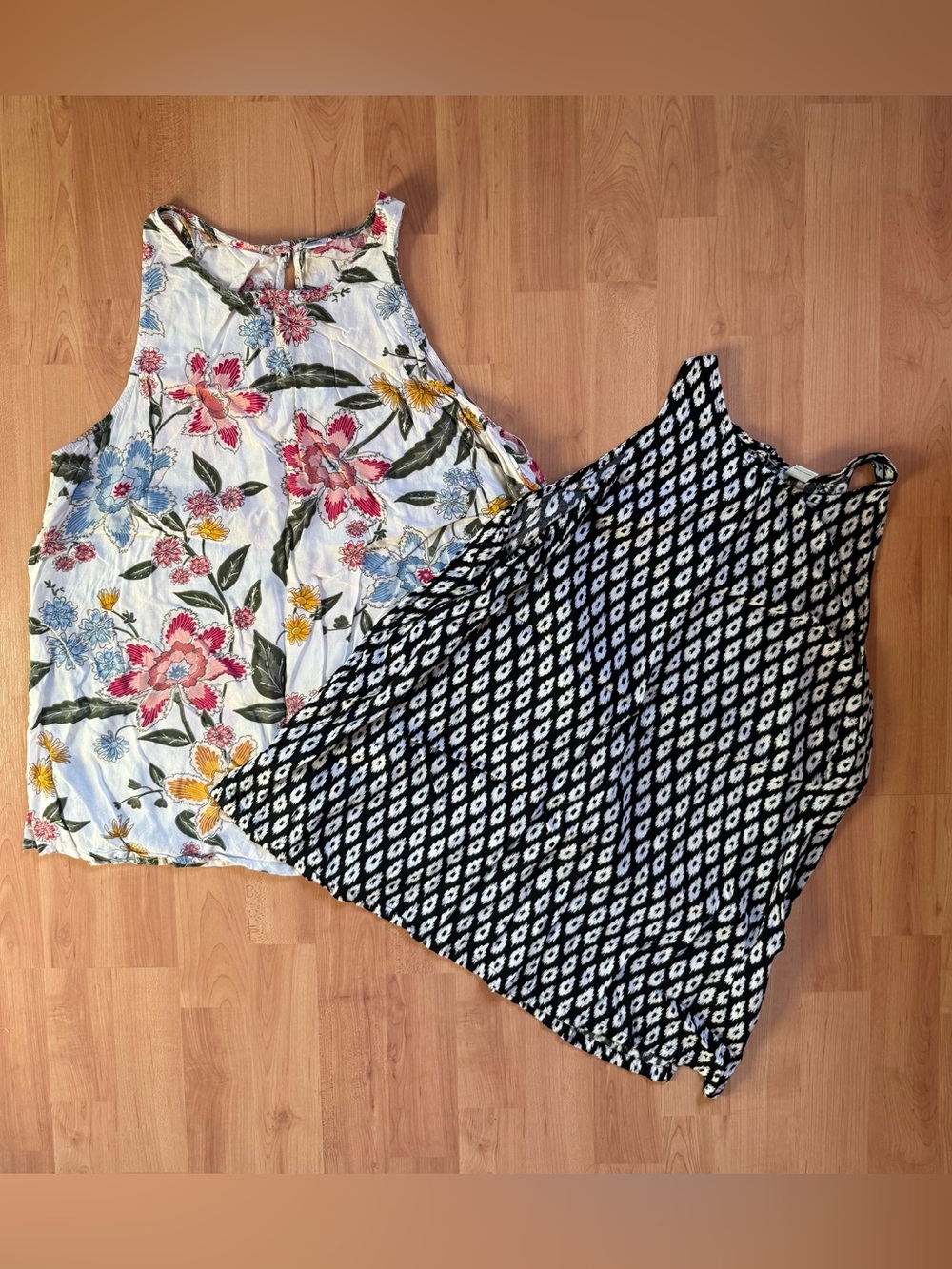 Old Navy tank top bundle